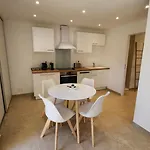 דירה T2 Centre Ile Rousse *