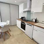 T2 Centre Ile Rousse דירה *